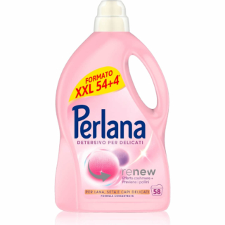 Perlana Detersivo Delicati per lana, seta e tessuti delicati ha una formula innovativa che pulisce delicatamente i capi, ravvivando i colori e rinnovando le fibre, già dal primo lavaggio. Prezzo: 8,27 euro per il formato XXL su amazon.it