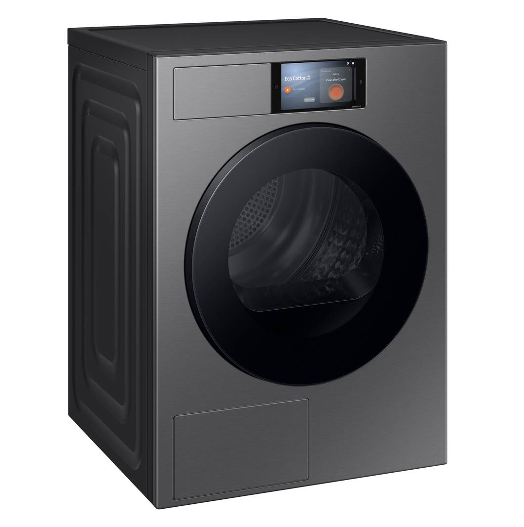 Capiente 9 kg, l’asciugatrice DV90F09F4S/U3 di Samsung è gestibile da remoto grazie all’App SmartThings. È dotat di programmi automatici ma anche manuali con il più veloce che dura solo 35’. Elegante grazie alla finitura inox, ha oblò in vetro temperato. A pompa di calore, ha consumo di energia di 79 kWh/anno. Silenziosa, ha un’emissione sonora di soli 60 decibel. È in classe energetica: A+++ che corrisponderà da luglio alla classe A. Misura L 60 x P 60 x H 85 cm. Prezzo da rivenditore. www.samsung.com