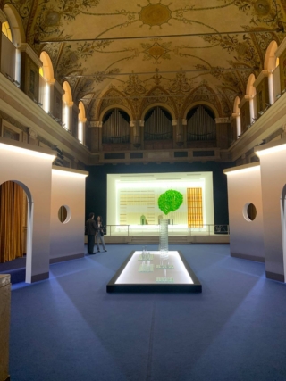 Ronan Bouroullec per WonderGlass, Poetica, Istituto dei Ciechi, Porta Venezia Design District Ronan Bouroullec per WonderGlass, Poetica, Istituto dei Ciechi, Porta Venezia Design District