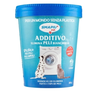 L'additivo elimina peli per biancheria Smapiù dissolve ed elimina ogni tipo di pelo. È adatto sia per i vestiti che vanno a contatto con gli animali domestici, sia per eliminare i peli anche da accessori come lettiera, lenzuola e asciugamani. Con un ciclo a vuoto è ideale anche per eliminare residui di pelo dal filtro e le altre parti meccaniche della lavatrice. Prezzo 4,95 euro. L'additivo elimina peli per biancheria Smapiù dissolve ed elimina ogni tipo di pelo. È adatto sia per i vestiti che vanno a contatto con gli animali domestici, sia per eliminare i peli anche da accessori come lettiera, lenzuola e asciugamani. Con un ciclo a vuoto è ideale anche per eliminare residui di pelo dal filtro e le altre parti meccaniche della lavatrice. Prezzo 4,95 euro.
