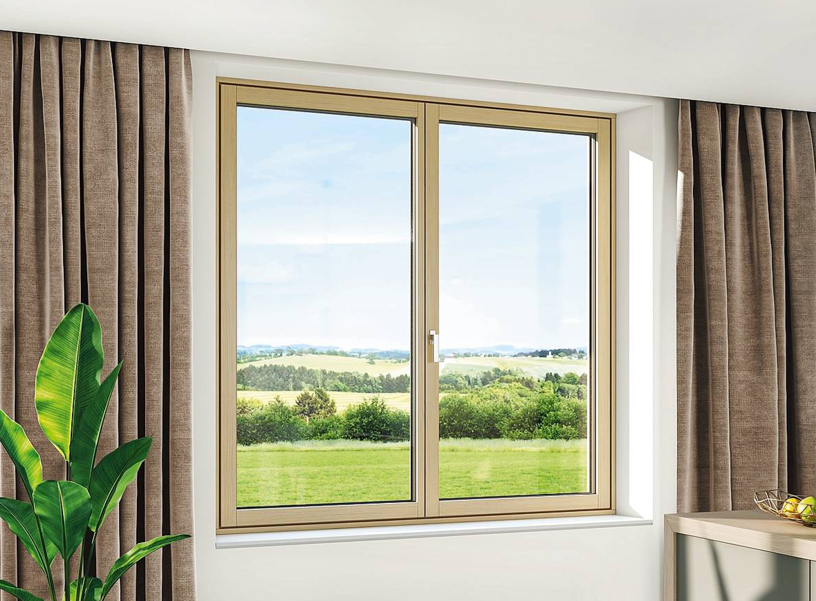 Design complanare tra telaio e anta per la finestra HF 520 di Internorm con profili in legno e alluminio. Ha tre guarnizioni, ferramenta nascosta, spessore a vista del profilo 101 mm. Ha isolamento termico Uw fino a 0,71 W/m²K, abbattimento acustico a 35-47 dB, sicurezza antieffrazione in RC2. www.internorm.com/it-it