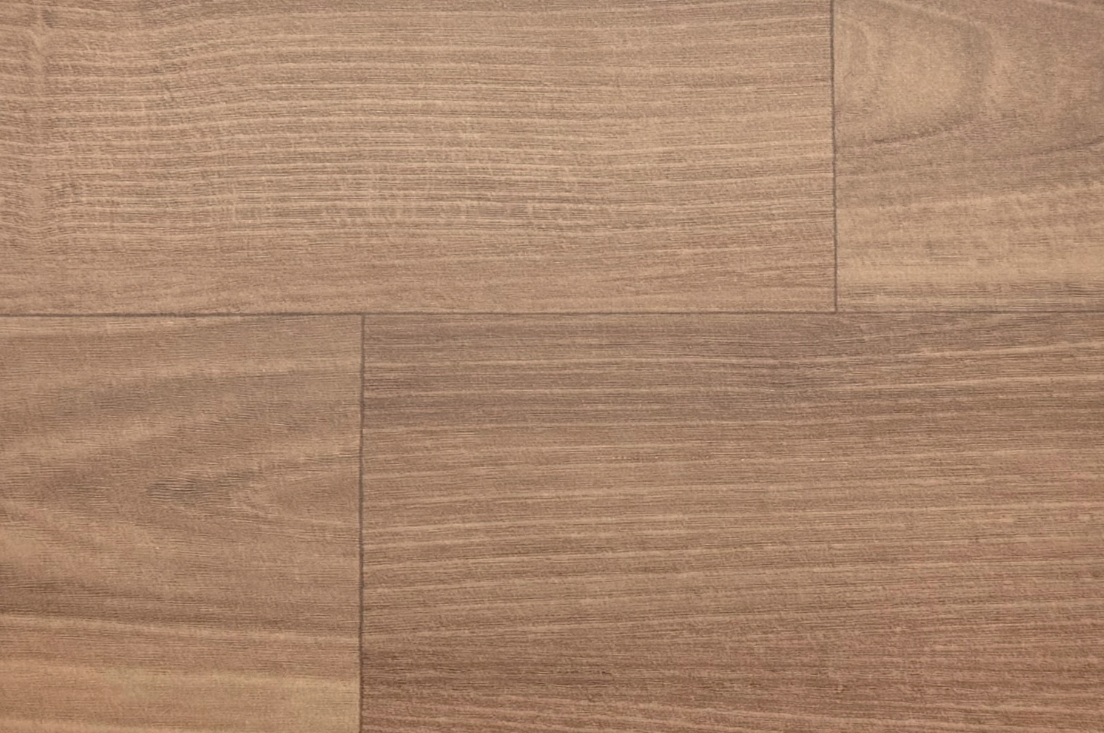 Pavimento in PVC con effetto legno noce chiaro, articolo n. 5005277 in vendita da OBI, da 200x40 cm, è completamente resistente all'acqua, adatto anche per locali umidi come bagni e cucine, ideale per chi desidera un pavimento esteticamente gradevole, accogliente e resistente, oltre che facile da mantenere. Venduto in rotolo, ha bordi completamente impregnati per una protezione aggiuntiva contro usura e umidità. Facile da tagliare e posare, il rotolo è progettato per essere facilmente adattato alle dimensioni e alle forme desiderate, permettendo una posa precisa e duratura. www.https://www.obi-italia.it/