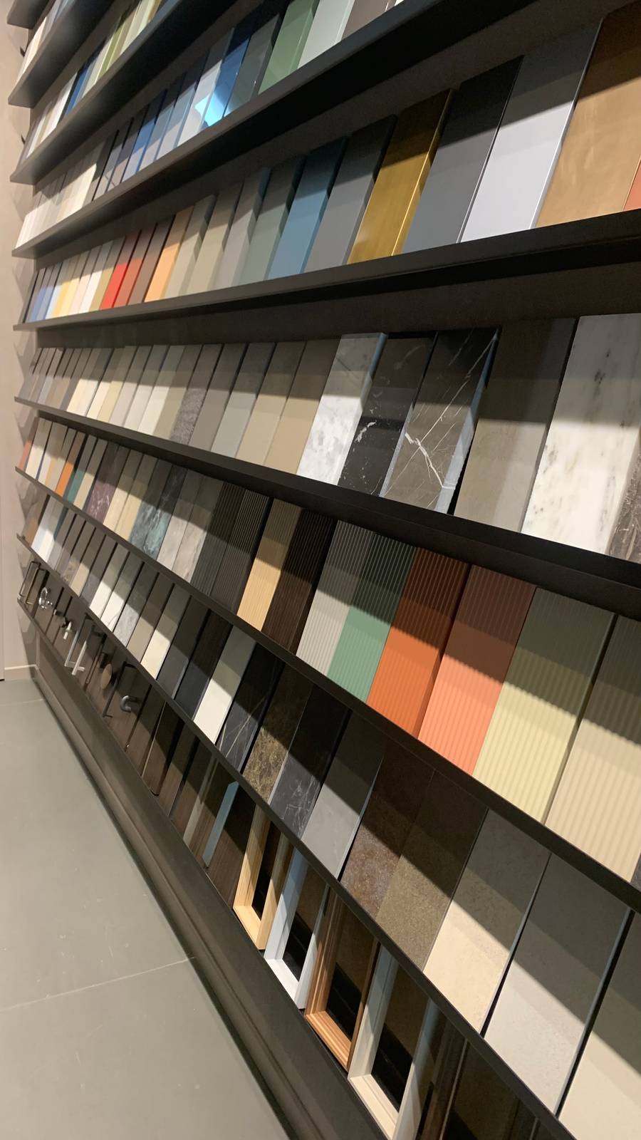 SHOWROOM Cerasa LaSalledeBains SHOWROOM Cerasa LaSalledeBains