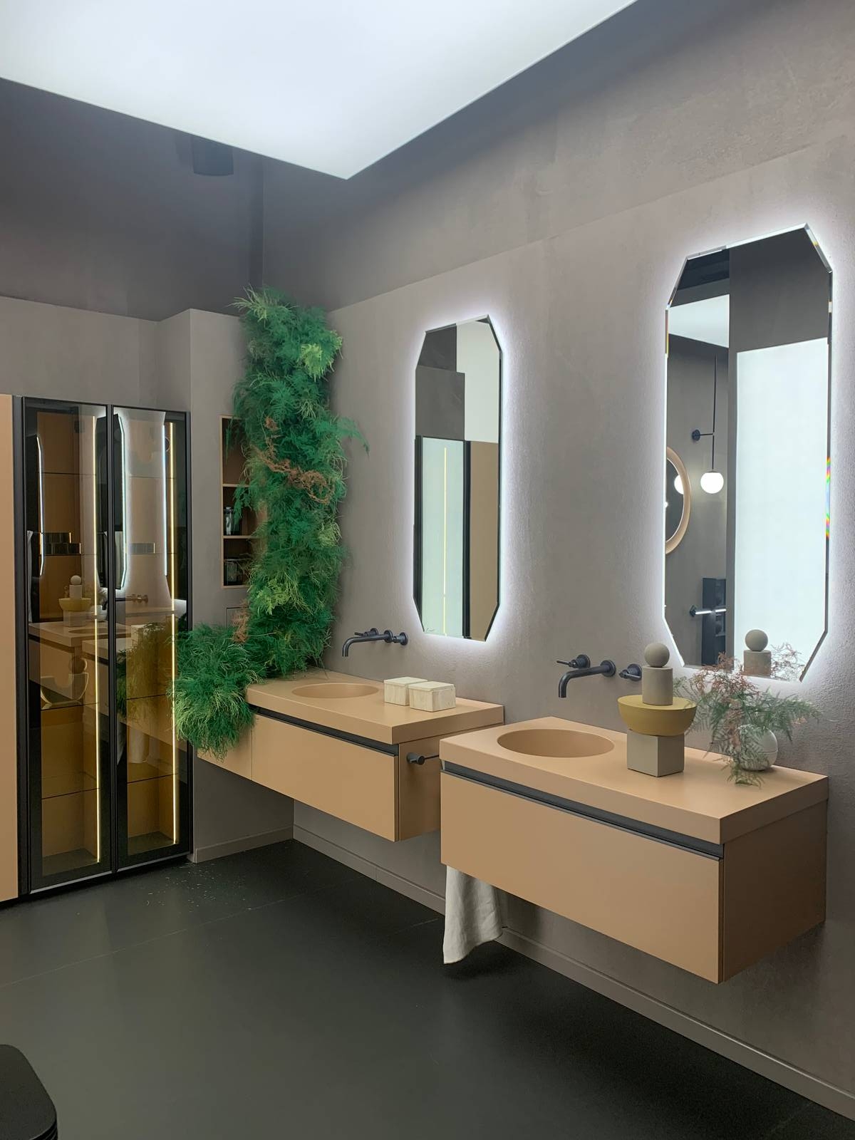 SHOWROOM Cerasa LaSalledeBains 7 SHOWROOM Cerasa LaSalledeBains 7