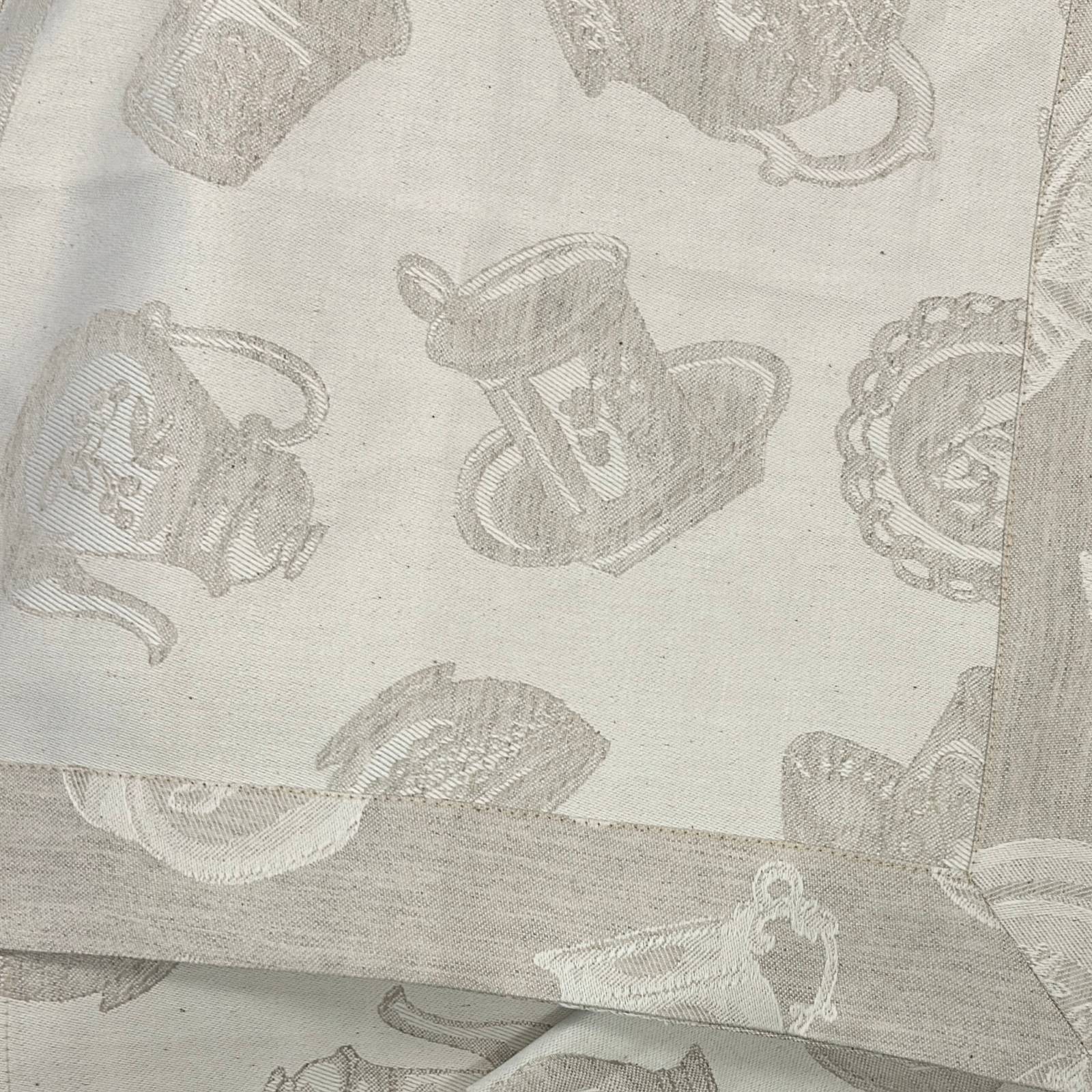 Servizio tavola Jacquard cotone e lino Alice di Cassera Casa, tovaglia con tovaglioli di diverse misure. Prezzo da 135.50 euro. https://www.cotonificiozambaiti.it/ Servizio tavola Jacquard cotone e lino Alice di Cassera Casa, tovaglia con tovaglioli di diverse misure. Prezzo da 135.50 euro. https://www.cotonificiozambaiti.it/