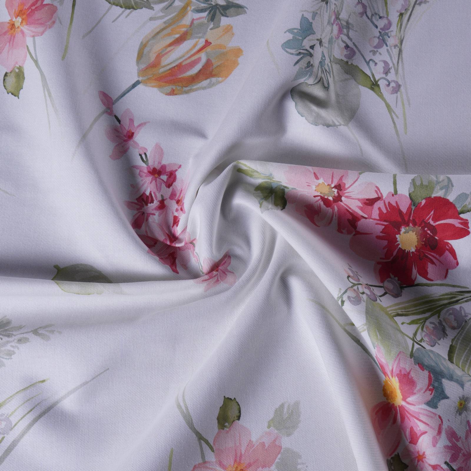 Tovaglia e tovaglioli di Cassera Casa. Prezzo da 59 euro. https://www.cotonificiozambaiti.it/ Tovaglia e tovaglioli di Cassera Casa. Prezzo da 59 euro. https://www.cotonificiozambaiti.it/