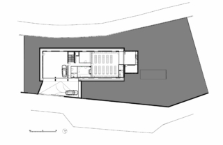 I locali tecnici e le autorimesse sono posizionate al piano seminterrato.