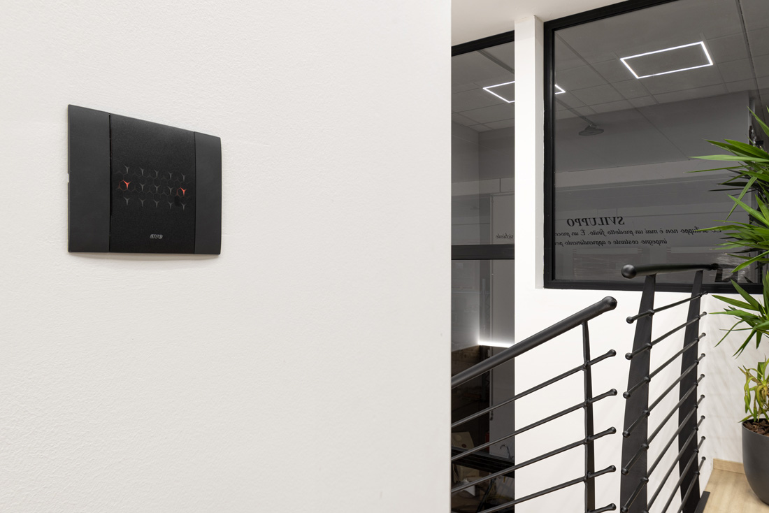 Ave estetica-high-tech-componenti-ave