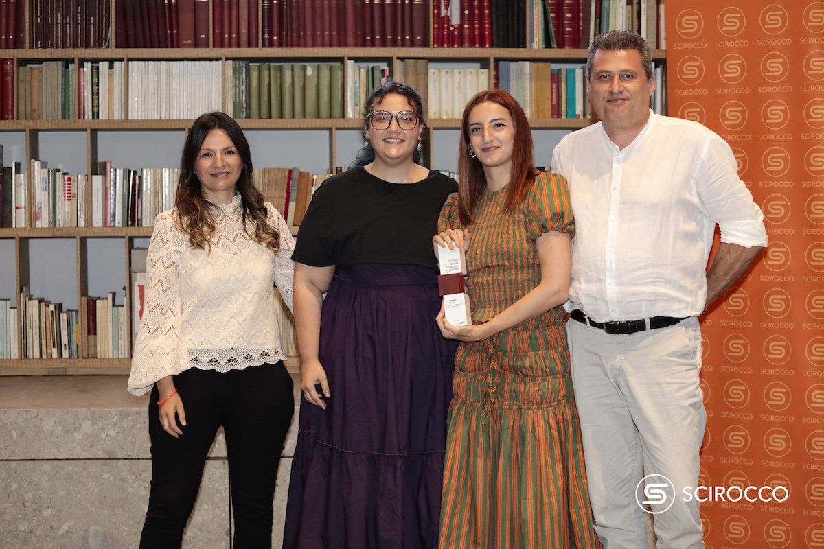 Design Warm Contest 25 Scirocco H - 1° premio categoria professionisti: Simona De Fazio e Carmen Carugno, Studio Sospeso, con Sabrina Mora e Filippo Arbellia di Scirocco H. Design Warm Contest 25 Scirocco H - 1° premio categoria professionisti: Simona De Fazio e Carmen Carugno, Studio Sospeso, con Sabrina Mora e Filippo Arbellia di Scirocco H.