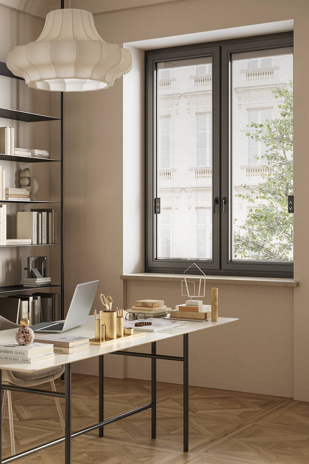 La schermatura solare (tenda veneziana, plissé o rullo) ScreenLine® di Pellini si adatta a ogni serramento ed è una tenda integrata nella vetrata isolante che permette di controllare perfettamente luce e calore solare: riducendo l'apporto solare nei mesi più caldi e incrementandolo nei mesi invernali, si ottimizza il comfort termico e visivo in ogni stagione e diminuiscono le spese per raffrescamento, riscaldamento e illuminazione e, di conseguenza, le emissioni di CO2. https://www.pellini.net/