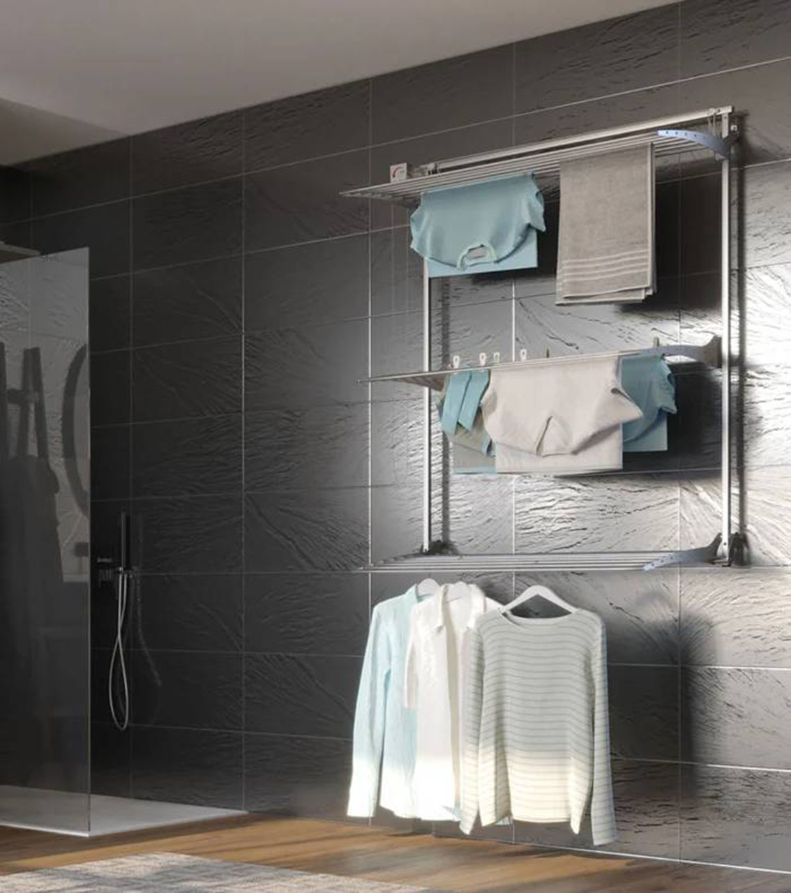 Foxydry Tower è composto da tre griglie indipendenti: una scorre lungo la parete fino a 1,3 metri, una rimane fissa in basso, e la terza si posiziona a metà altezza per massimizzare lo spazio di asciugatura. Ha capacità massima per 30 kg. È facile da usare grazie alla catenella manuale, che permette di regolare facilmente la griglia superiore all'altezza desiderata. Chiuso misura L 152 x P 9 x H 137 cm. Prezzo 339,70 euro. www.foxydry.com/it Foxydry Tower è composto da tre griglie indipendenti: una scorre lungo la parete fino a 1,3 metri, una rimane fissa in basso, e la terza si posiziona a metà altezza per massimizzare lo spazio di asciugatura. Ha capacità massima per 30 kg. È facile da usare grazie alla catenella manuale, che permette di regolare facilmente la griglia superiore all'altezza desiderata. Chiuso misura L 152 x P 9 x H 137 cm. Prezzo 339,70 euro. www.foxydry.com/it