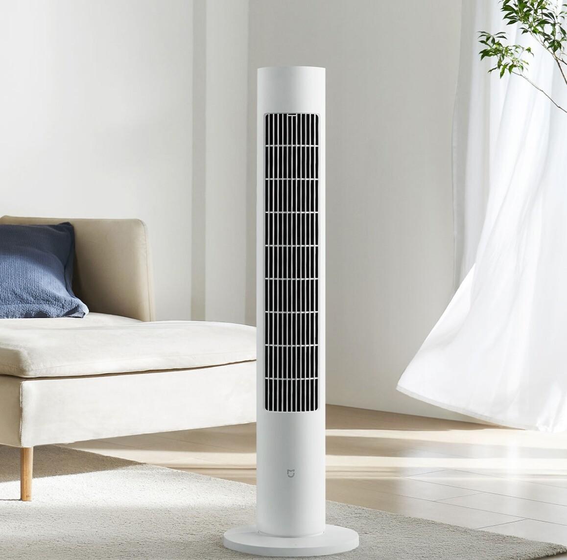 Smart Tower Fan 2 di Xiaomi utilizza una turbina a flusso continuo a 10 stadi con 35 pale per stadio per produrre una brezza fine e delicata. La ventilazione con raggio di 150° accelera la circolazione dell'aria nell'ambiente interno per un raffreddamento più rapido. È gestibile anche tramite app Xiaomi Home. Misura Ø 29 x H 101 cm. Prezzo 89,99 euro. http://www.mi.com/it