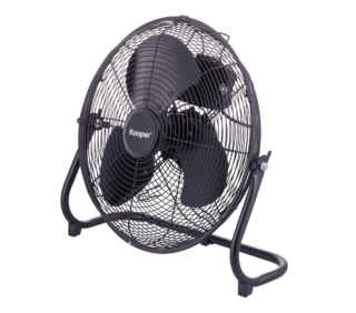 Il ventilatore alta velocità di Kooper ha 3 pale in acciaio con griglia di protezione, Regolabile su 3 velocità, è facile da trasportare grazie alla maniglia superiore. L’inclinazione della testa permette una distribuzione migliore del fresco. Misura Ø 35 cm. Prezzo 39,99 euro. www.satur.it Il ventilatore alta velocità di Kooper ha 3 pale in acciaio con griglia di protezione, Regolabile su 3 velocità, è facile da trasportare grazie alla maniglia superiore. L’inclinazione della testa permette una distribuzione migliore del fresco. Misura Ø 35 cm. Prezzo 39,99 euro. www.satur.it