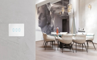 Placca ultrasottile Pills in Corian®, in versione touch a tre comandi. Placca ultrasottile Pills in Corian®, in versione touch a tre comandi.