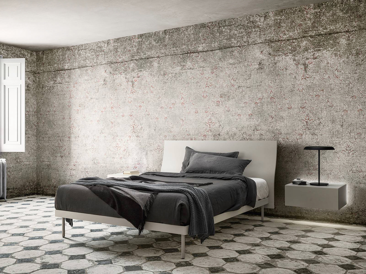 La caratteristica testiera ad S di Filesse delinea un segno grafico minimale, che si adatta a diversi stili e necessità progettuali. La caratteristica testiera ad S di Filesse delinea un segno grafico minimale, che si adatta a diversi stili e necessità progettuali.