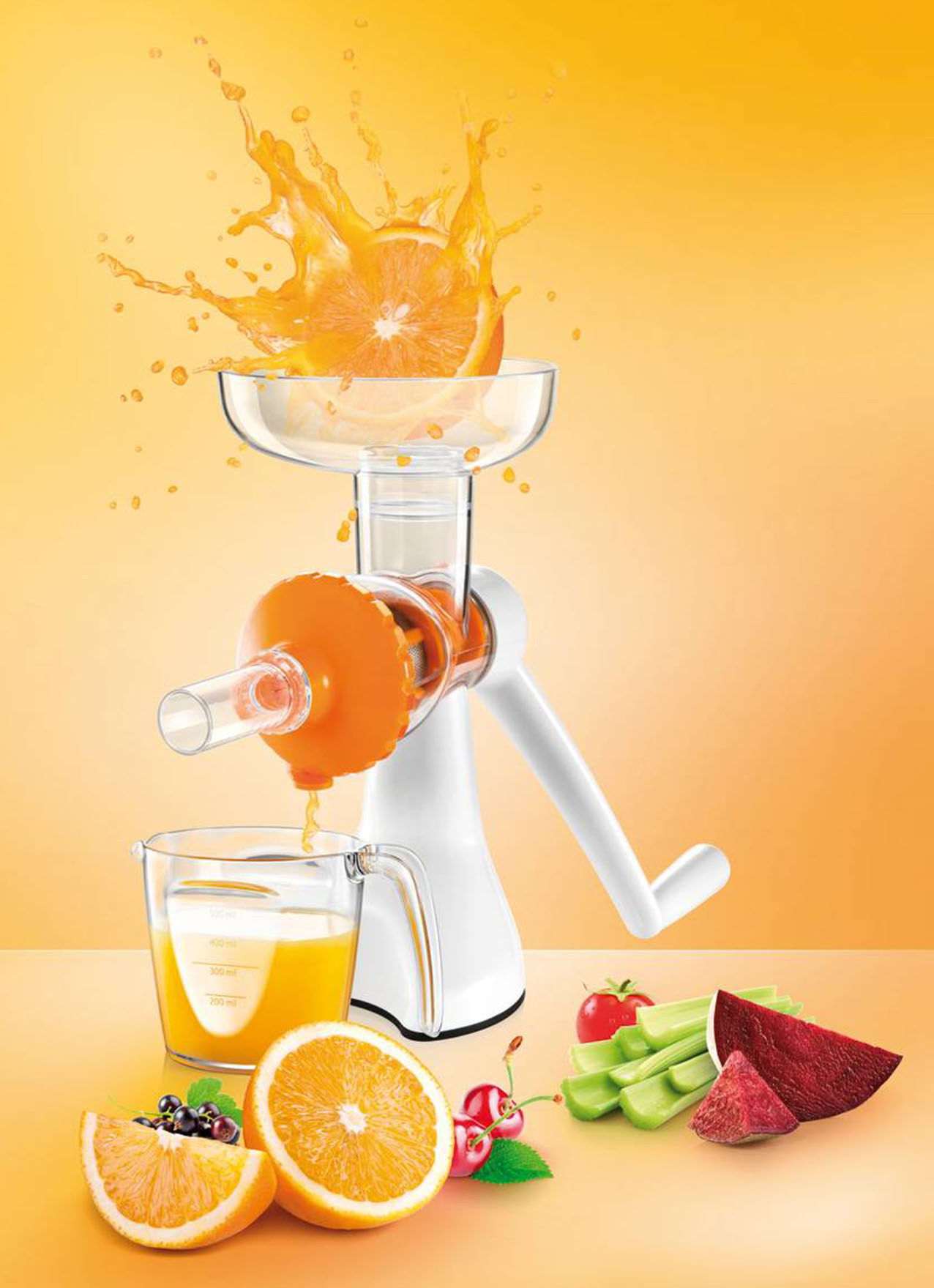 Ha funzionamento manuale l’estrattore della Linea Handy di Tescoma. Con un robusto morsetto in metallo per un fissaggio sicuro al tavolo o al piano di appoggio, è in plastica resistente e acciaio inossidabile di alta qualità, e ha guarnizione in silicone. Misura L 37 x P 15,5 x H 31 cm. Prezzo 99,90 euro. www.tescomaonline.com