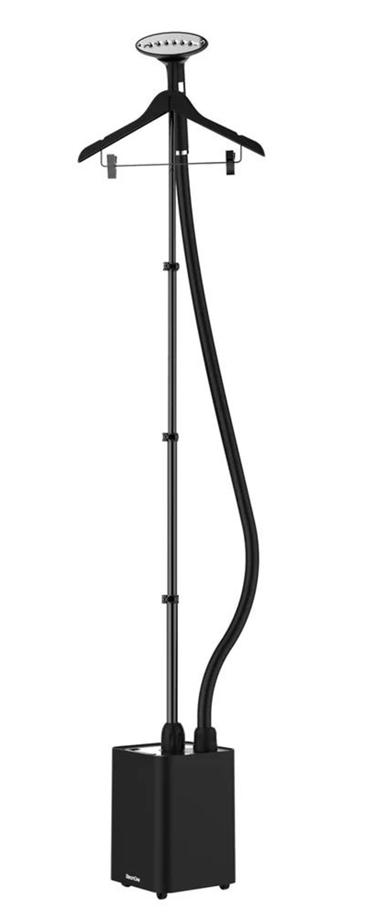 Enrico 2 di SteamOne emette un flusso di vapore costante a 42 gr/min per eliminare tutte le pieghe. Montato su ruote si adatta facilmente a diversi utilizzi oltre alla stiratura di camicie, perché grazie alla pistola si può utilizzare anche per divani o tende. Ha un serbatoio da 1,8 litri per un’autonomia fino a 45 minuti e potenza di 2.000 watt. Prezzo 199 euro. www.steam-one.com Enrico 2 di SteamOne emette un flusso di vapore costante a 42 gr/min per eliminare tutte le pieghe. Montato su ruote si adatta facilmente a diversi utilizzi oltre alla stiratura di camicie, perché grazie alla pistola si può utilizzare anche per divani o tende. Ha un serbatoio da 1,8 litri per un’autonomia fino a 45 minuti e potenza di 2.000 watt. Prezzo 199 euro. www.steam-one.com