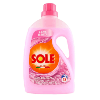 Sole per capi delicati, come lana, seta e lino, rispetta i tessuti e restituisce capi puliti e morbidi. È contraddistinto da una delicata fragranza a lunga durata. Prezzo: 4,31 euro su amazon.it Sole per capi delicati, come lana, seta e lino, rispetta i tessuti e restituisce capi puliti e morbidi. È contraddistinto da una delicata fragranza a lunga durata. Prezzo: 4,31 euro su amazon.it