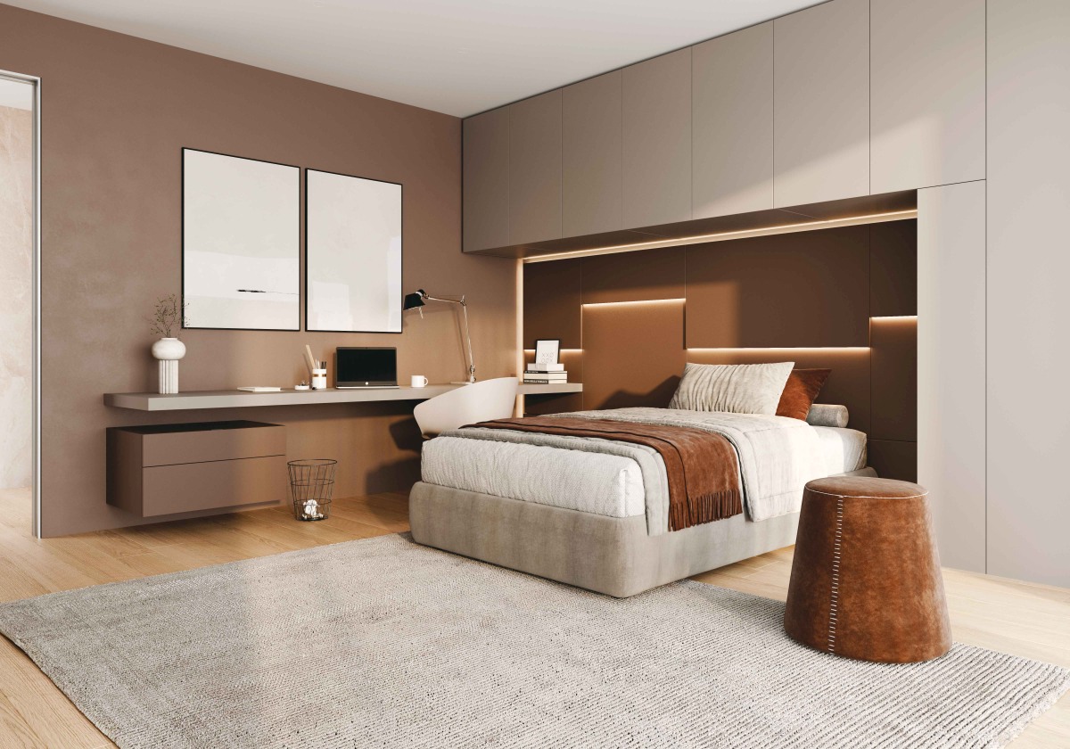 Il letto sommier di La Casa Moderna a una piazza e mezza è compatto e versatile: è rivestito in tessuto sfoderabile per una manutenzione pratica e veloce. Il box contenitore integrato offre una comoda soluzione salvaspazio, mentre la rete a doghe assicura comfort e sostegno. Disponibile in varie misure e finiture per adattarsi a ogni esigenza. Materasso escluso. Misure: L132xP212xh36 cm. Prezzo a partire da 795 euro. www.lacasamoderna.com Il letto sommier di La Casa Moderna a una piazza e mezza è compatto e versatile: è rivestito in tessuto sfoderabile per una manutenzione pratica e veloce. Il box contenitore integrato offre una comoda soluzione salvaspazio, mentre la rete a doghe assicura comfort e sostegno. Disponibile in varie misure e finiture per adattarsi a ogni esigenza. Materasso escluso. Misure: L132xP212xh36 cm. Prezzo a partire da 795 euro. www.lacasamoderna.com