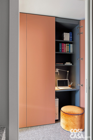 armadiatura con angolo studio a scomparsa