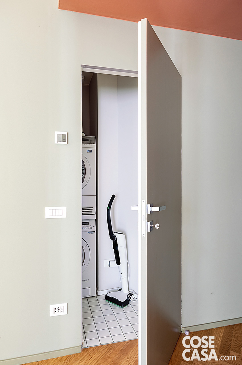 armadio con colonna lavanderia