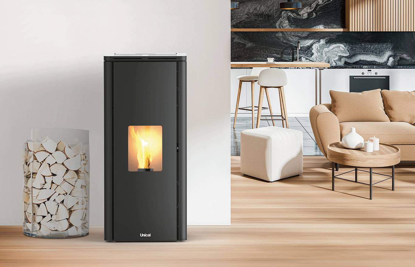 Fata Mix di Unical
è ibrida, a legna o a pellet, con serbatoio 16 kg e braciere in acciaio. La struttura è in acciaio, ha scarico fumi posteriore, radiocomando. Ha potenza di 11 kW (pellet), 8,5 kW (legna), è in classe A+, ambientale 5 stelle. Misura L 49 x P 56 x H 110 cm. Costa da 3.600 euro + Iva, installata. www.unicalag.it Fata Mix di Unical
è ibrida, a legna o a pellet, con serbatoio 16 kg e braciere in acciaio. La struttura è in acciaio, ha scarico fumi posteriore, radiocomando. Ha potenza di 11 kW (pellet), 8,5 kW (legna), è in classe A+, ambientale 5 stelle. Misura L 49 x P 56 x H 110 cm. Costa da 3.600 euro + Iva, installata. www.unicalag.it