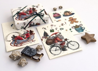 L'essenza dell'attesa del Natale, soprattutto per i più piccoli, è colta dalle nuove fantasie di Tassotti. La fantasia Babbo Natale in Arrivo racchiude tutta la suspence che precede la notte di Natale, in cui ogni bimbo si addormenta aspettando la slitta carica di doni di Babbo Natale. L'essenza dell'attesa del Natale, soprattutto per i più piccoli, è colta dalle nuove fantasie di Tassotti. La fantasia Babbo Natale in Arrivo racchiude tutta la suspence che precede la notte di Natale, in cui ogni bimbo si addormenta aspettando la slitta carica di doni di Babbo Natale.