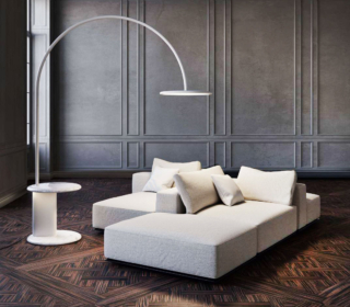 Ha la struttura realizzata in metallo bianco lucido la lampada da terra U Lamp di Italamp che caratterizzata dalla presenza di un basamento con ripiani in marmo bianco di Carrara e da un diffusore a disco in metacrilato opalino. Misura L 208 x P 60 x H 252 cm. Prezzo 11.346 euro. https://www.italamp.com Ha la struttura realizzata in metallo bianco lucido la lampada da terra U Lamp di Italamp che caratterizzata dalla presenza di un basamento con ripiani in marmo bianco di Carrara e da un diffusore a disco in metacrilato opalino. Misura L 208 x P 60 x H 252 cm. Prezzo 11.346 euro. https://www.italamp.com