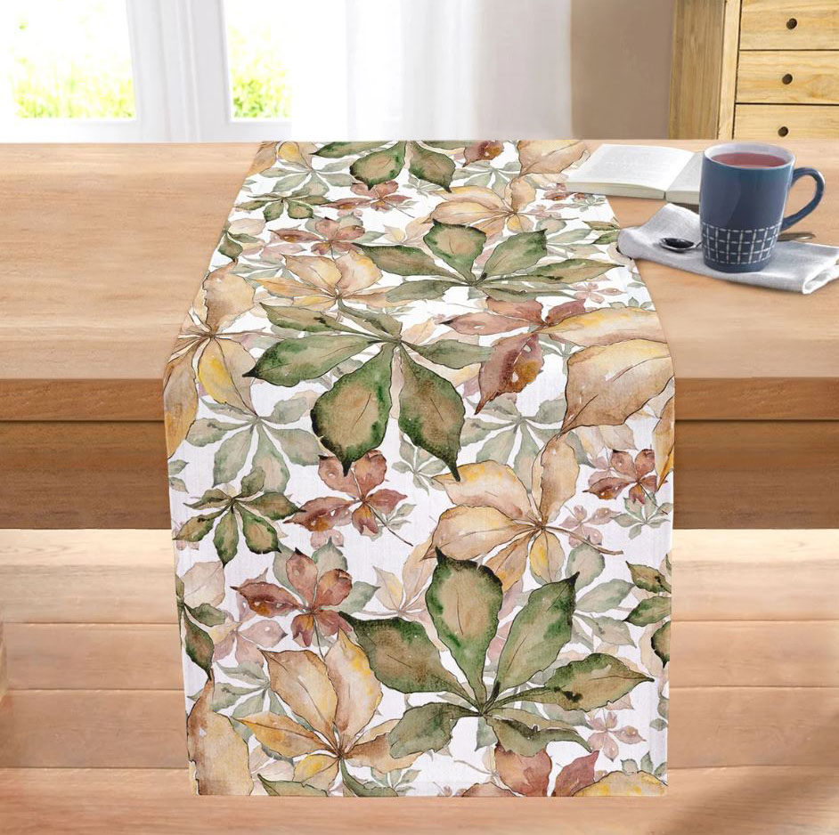 Una raffinata stampa di sapore autunnale per il runner Autumn Leaves di Mia Home in vendita su Bonami: è prodotto in Policotone, misto cotone e poliestere, che lo rende pratico e resistente. Misura L 40 x P 130 cm. Prezzo 13,90 euro. https://www.bonami.it
