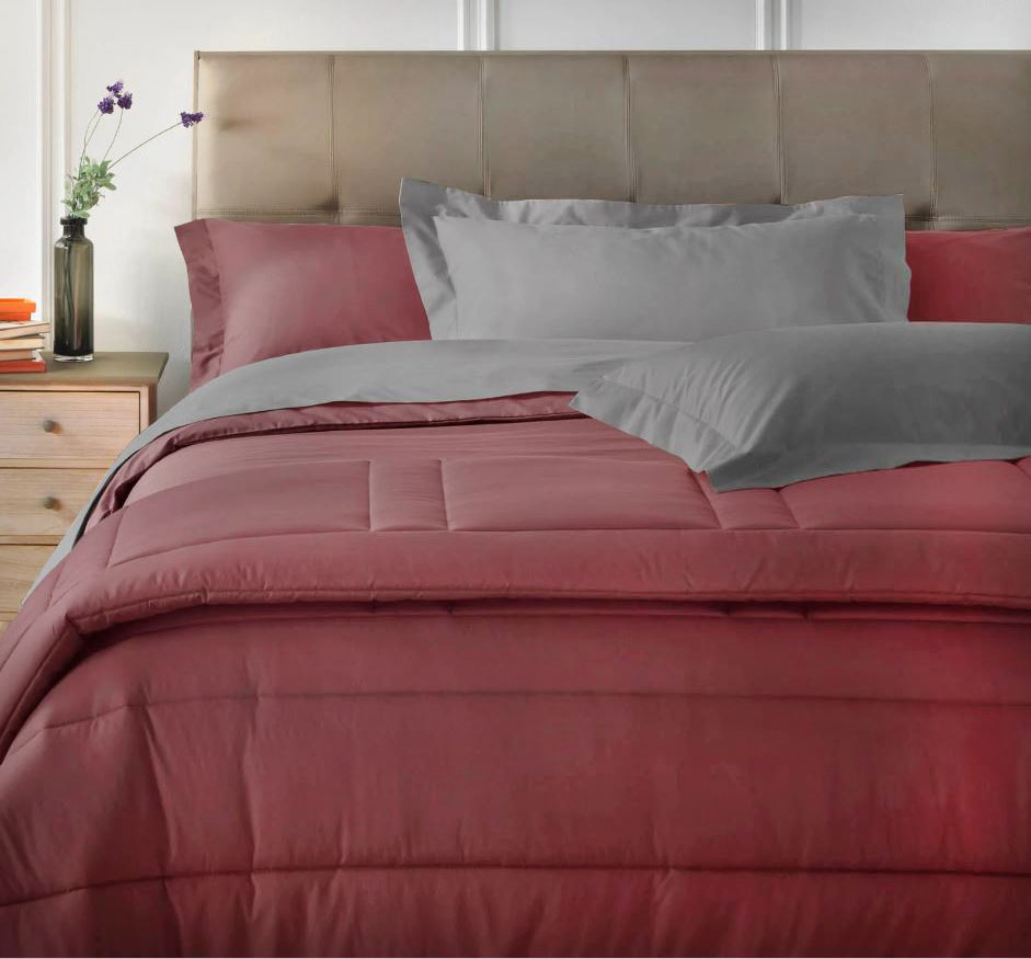 Bordeaux, tonalità di grande tendenza, per la trapunta Louisiana di Mirabello Carrara che è completamente rivestita in percalle di puro cotone, disponibile in sei varianti di colore. Misura L 270 x P 260 cm. Prezzo 190 euro. https://mirabellocarrara.it Bordeaux, tonalità di grande tendenza, per la trapunta Louisiana di Mirabello Carrara che è completamente rivestita in percalle di puro cotone, disponibile in sei varianti di colore. Misura L 270 x P 260 cm. Prezzo 190 euro. https://mirabellocarrara.it