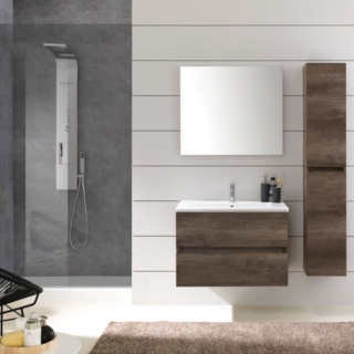 La colonna per mobile bagno Kora di Leroy Merlin è realizzata laminato rovere scuro, finitura tranché. È indicata per installazione a parete, per ottimizzare gli spazi in bagni di piccole dimensioni. Il prodotto è realizzato con il 80% di materiale riciclato per evitare il ricorso a nuove materie prime, favorendo così un minore impatto ambientale, ed è inoltre certificato FSC®, realizzato con legno proveniente da una gestione forestale sostenibile. Misure L30 x H160 x P27 cm. Prezzo 168,90 euro. www.leroymerlin.it La colonna per mobile bagno Kora di Leroy Merlin è realizzata laminato rovere scuro, finitura tranché. È indicata per installazione a parete, per ottimizzare gli spazi in bagni di piccole dimensioni. Il prodotto è realizzato con il 80% di materiale riciclato per evitare il ricorso a nuove materie prime, favorendo così un minore impatto ambientale, ed è inoltre certificato FSC®, realizzato con legno proveniente da una gestione forestale sostenibile. Misure L30 x H160 x P27 cm. Prezzo 168,90 euro. www.leroymerlin.it