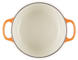 Le Creuset still life vista dall alto Le Creuset still life vista dall alto