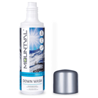 Il detersivo liquido Down Wash di Mountval è appositamente studiato per il lavaggio dei capi tecnici in piuma d’oca, anche da neve e da montagna. Rimuove lo sporco più ostinato senza privarli delle loro caratteristiche. Prezzo: 15,90 euro su amazon.it Il detersivo liquido Down Wash di Mountval è appositamente studiato per il lavaggio dei capi tecnici in piuma d’oca, anche da neve e da montagna. Rimuove lo sporco più ostinato senza privarli delle loro caratteristiche. Prezzo: 15,90 euro su amazon.it