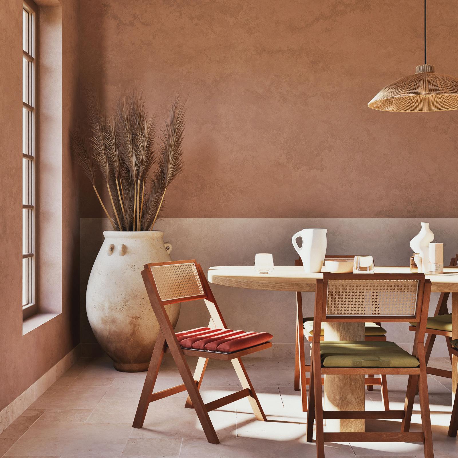 La sedia pieghevole in legno di faggio e rattan incannucciato Ayame di Maisons du Monde ha un design retrò in grado di creare un'atmosfera accogliente e conviviale. La sua ampia seduta la rende estremamente confortevole, ma quando non serve può essere facilmente chiusa per ottimizzare gli spazi. Prezzo 99,99 euro. www.maisonsdumonde.com