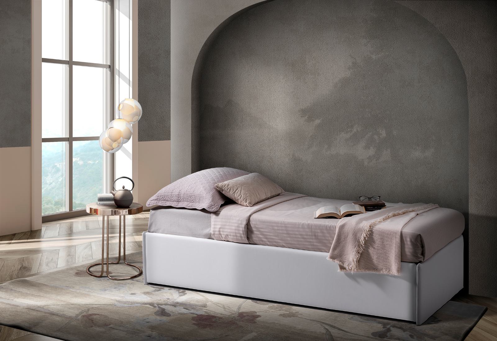 Il nuovo Sommier Link di Artigiana Letti ha uno dei suoi maggiori punti di forza nella versatilità. Il letto può infatti essere configurato in quattro diverse soluzioni: solo letto, con seconda rete estraibile, con box contenitore oppure con due ampi cassettoni. È inoltre completamente sfoderabile per una manutenzione semplice e un aspetto impeccabile nel tempo. Prezzo a partire da 770 euro. www.artigianaletti.it Il nuovo Sommier Link di Artigiana Letti ha uno dei suoi maggiori punti di forza nella versatilità. Il letto può infatti essere configurato in quattro diverse soluzioni: solo letto, con seconda rete estraibile, con box contenitore oppure con due ampi cassettoni. È inoltre completamente sfoderabile per una manutenzione semplice e un aspetto impeccabile nel tempo. Prezzo a partire da 770 euro. www.artigianaletti.it