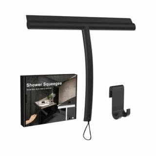 Utilizzare il tergivetro per eliminare le goccioline d’acqua sulle pareti della doccia in vetro e non solo è sempre utile per prevenire la formazione di calcare e aloni. Prezzo: 9,99 euro su amazon.it Utilizzare il tergivetro per eliminare le goccioline d’acqua sulle pareti della doccia in vetro e non solo è sempre utile per prevenire la formazione di calcare e aloni. Prezzo: 9,99 euro su amazon.it