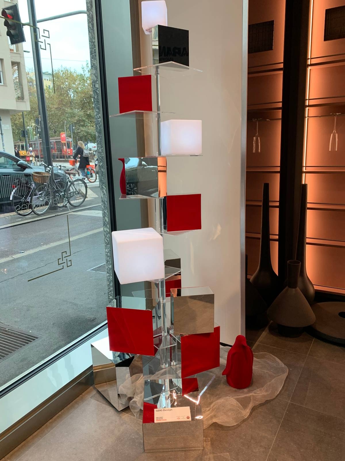 albero di Natale progetto GDG Design nello showroom di Aran cucine albero di Natale progetto GDG Design nello showroom di Aran cucine