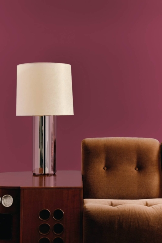 Tinta Burgundy per la parete decorata con Exence Paint di Kerakoll, nel colore Kerakoll Colors KK 8666 Tinta Burgundy per la parete decorata con Exence Paint di Kerakoll, nel colore Kerakoll Colors KK 8666