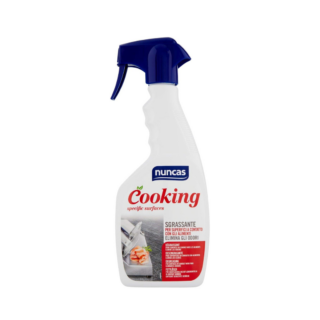 Cooking è un detergente sgrassante del marchio Nuncas, che elimina sporco e odori dai piani di lavoro della cucina. Prezzo: 6,05 euro su amazon.it
https://www.amazon.it/nuncas-Italia-S-P-Cooking-Sgrassante/dp/B083YBHG8Q/
