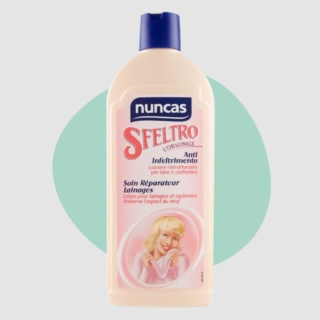 Sfeltro si può usare in via preventiva per far sì che i capi in cashmere non si rovinino. Va aggiunto al posto dell'ammorbidente. Ne basta poco per garantire un ottimo risultato. https://nuncas.com/