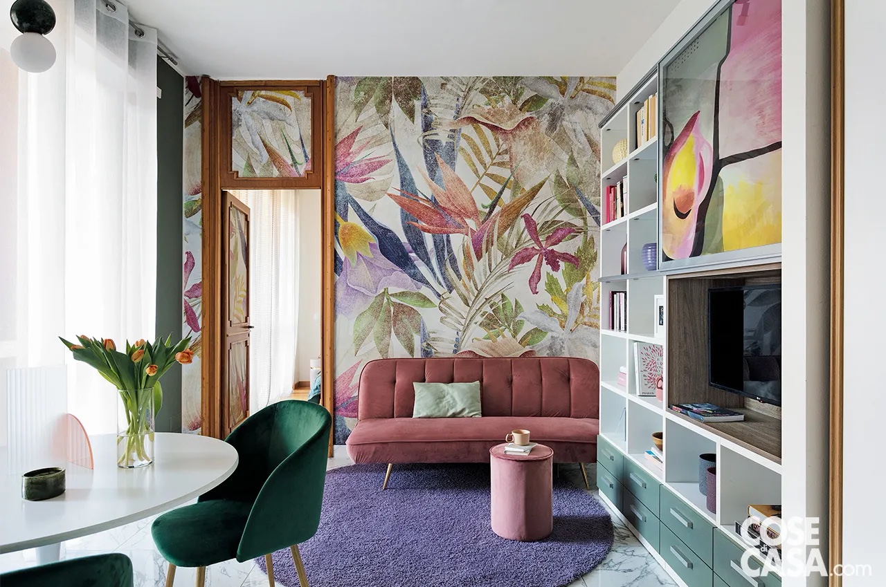 La parete di fondo è rivestita con carta da parati a motivo botanico, modello Colorful Story di Bimago (www.bimago.it).
Progetto: ARtelier Progetti – Silvia Scalia e Silvia Somma Architetti, Torino – https://www.artelierprogetti.com Foto: Studio Roy. Styling: Lidia Elisa Covello. La parete di fondo è rivestita con carta da parati a motivo botanico, modello Colorful Story di Bimago (www.bimago.it).
Progetto: ARtelier Progetti – Silvia Scalia e Silvia Somma Architetti, Torino – https://www.artelierprogetti.com Foto: Studio Roy. Styling: Lidia Elisa Covello.