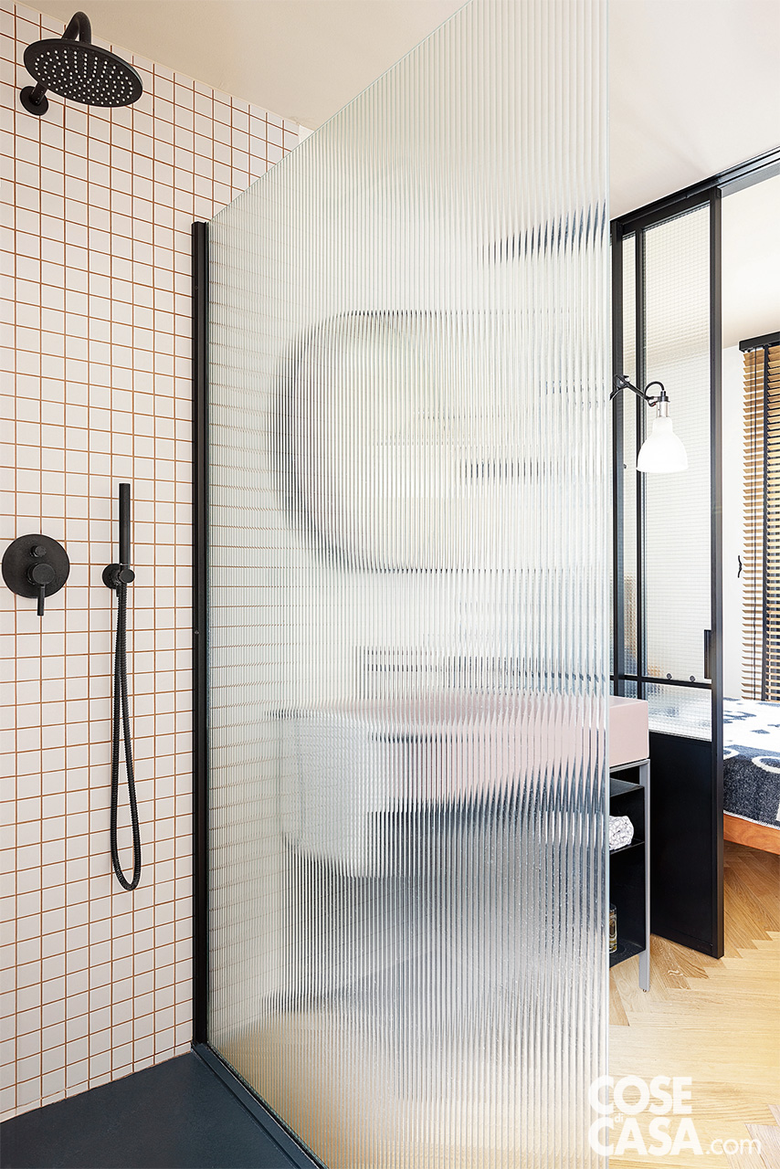 doccia walk in rubinetteria nera doccia walk in rubinetteria nera