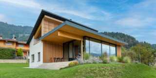 Una casa in simbiosi con la natura, “gestita” con una domotica firmata Vimar Una casa in simbiosi con la natura, “gestita” con una domotica firmata Vimar