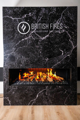 British Fires Gemini 125 camino elettrico olografico