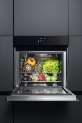 Abbassando rapidamente la temperatura, Freddy garantisce la qualità, la fragranza, i colori e i profumi dei cibi, triplicandone la durata. Abbassando rapidamente la temperatura, Freddy garantisce la qualità, la fragranza, i colori e i profumi dei cibi, triplicandone la durata.