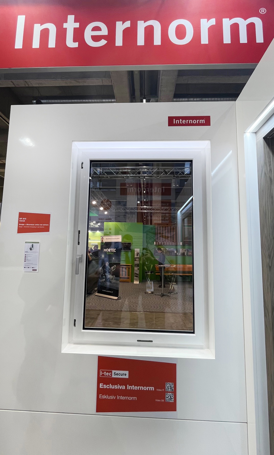 Il brevetto I-Tec Secure (per la resistenza ai tentativi di effrazione) esclusiva di Iternorm Italia disponibile per i modelli Kf 510 e Kf 520 ad alta tenuta termica.