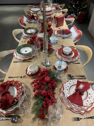 Tavola di Natale piano in legno Villeroy Boch Mettlach