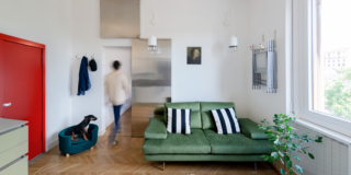 Un piccolo bilocale di 40 mq con soluzioni su misura e trasformabili