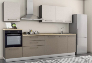 La cucina Sofia di Conforama si sviluppa linearmente a parete ed è composta da una serie di basi e pensili con le ante, dotate di chiusura ammortizzata, in melaminico marrone chiaro, nelle varianti cuoio e perla. Può essere aggiunto lateralmente un frigorifero a libera installazione per completare la composizione. Misura L 300 x P 60 x H 216 cm. Prezzo 1.499 euro (inclusi forno e piano cottura). https://www.conforama.it La cucina Sofia di Conforama si sviluppa linearmente a parete ed è composta da una serie di basi e pensili con le ante, dotate di chiusura ammortizzata, in melaminico marrone chiaro, nelle varianti cuoio e perla. Può essere aggiunto lateralmente un frigorifero a libera installazione per completare la composizione. Misura L 300 x P 60 x H 216 cm. Prezzo 1.499 euro (inclusi forno e piano cottura). https://www.conforama.it