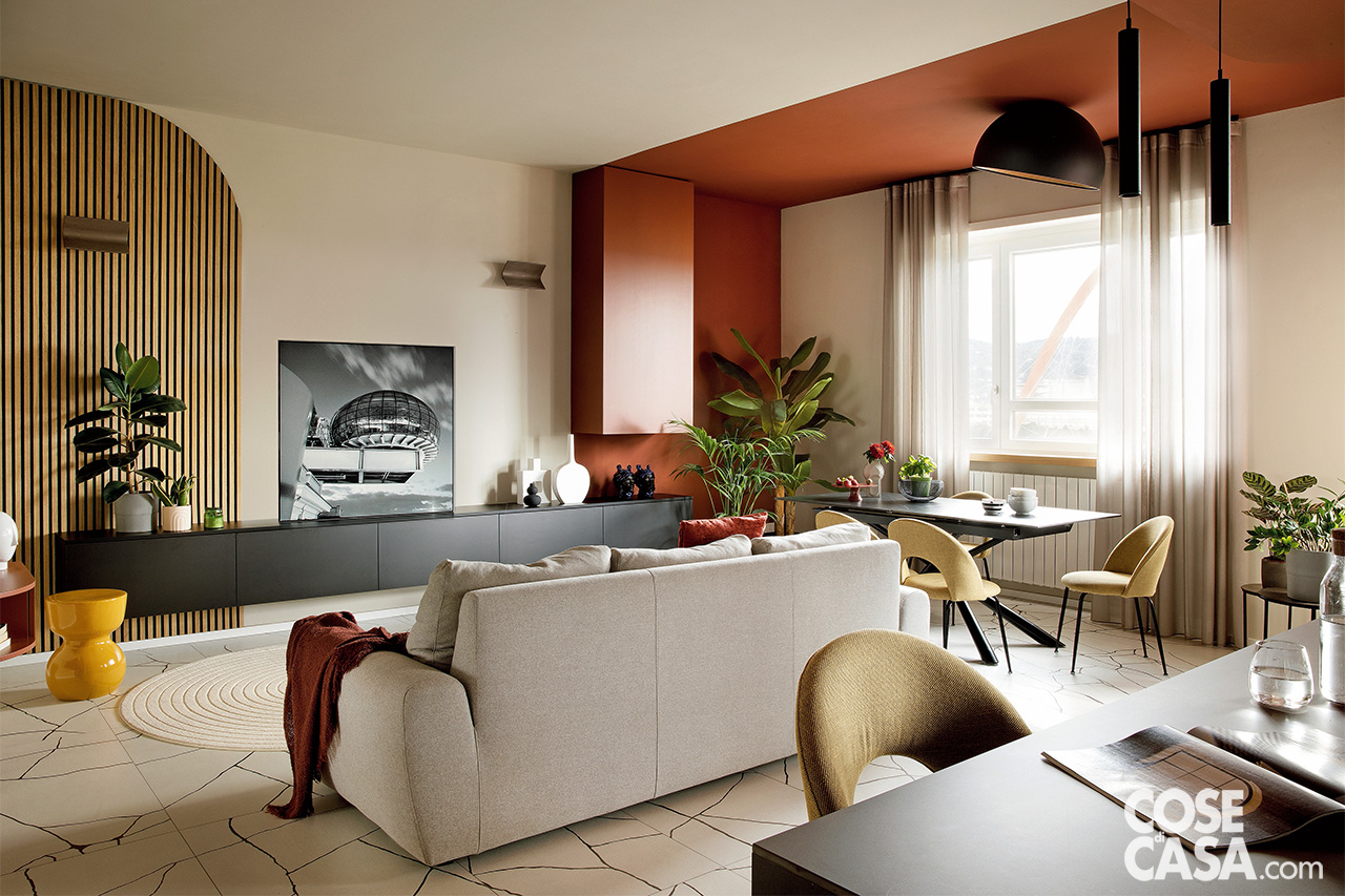 soggiorno pareti terracotta